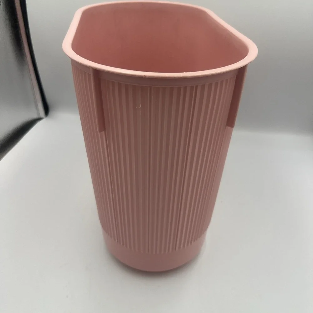 Mid Century Vintage Rubbermaid Pink Ribbed Oval Trash Can Wastebasket 2954